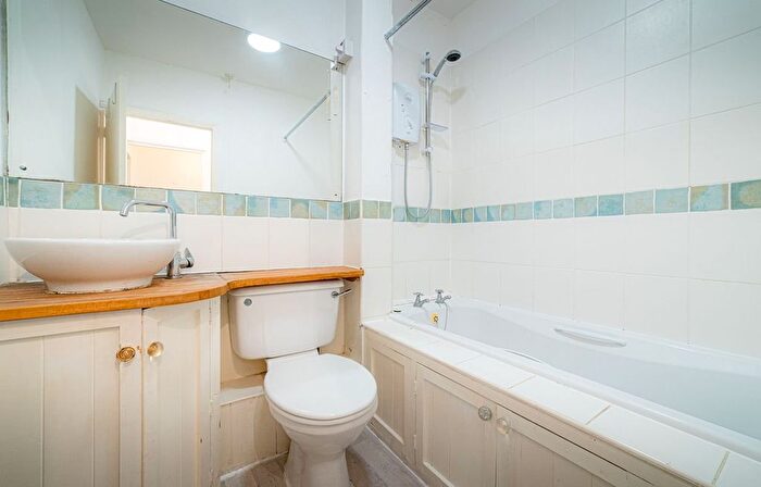 1 Bedroom Flat To Rent In Albert Street, Whitstable, Kent, CT5