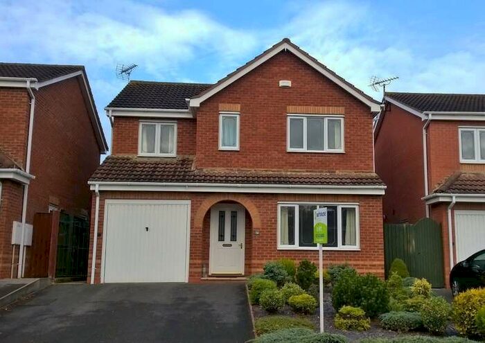 4 Bedroom Detached House To Rent In Merlin Way, Mickleover, DE3