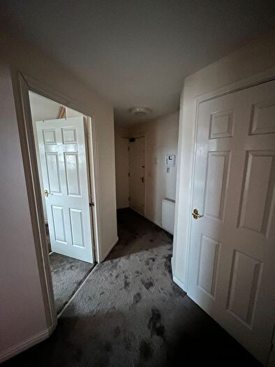 2 Bedroom Flat For Sale In Deanery Court, Manchester, M8