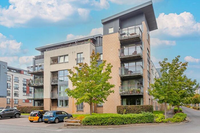 2 Bedroom Flat For Sale In East Pilton Farm Avenue, Edinburgh, EH5
