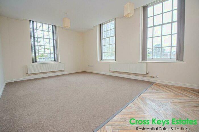 2 Bedroom Apartment To Rent In Berkeley Square, City Centre, PL1
