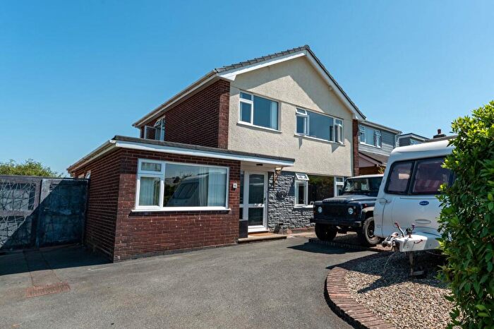 4 Bedroom Detached House For Sale In Pentrosfa Crescent, Llandrindod Wells, LD1