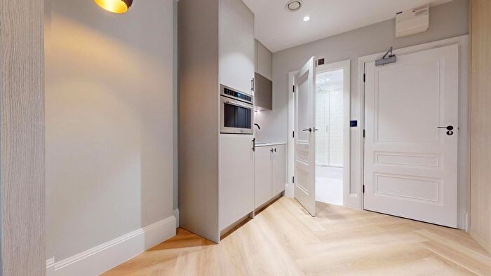 Studio To Rent In Draycott Avenue, London, SW3
