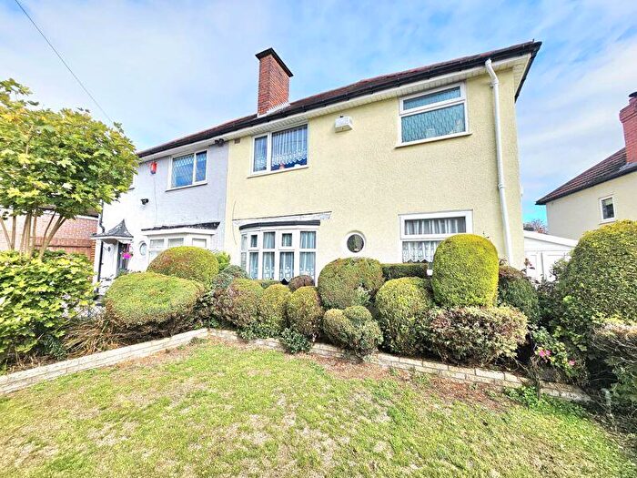 3 Bedroom Semi-Detached House For Sale In Warden Road, Sutton Coldfield, B73