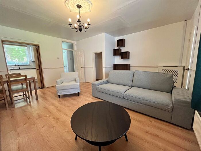 3 Bedroom Property To Rent In Cleworth Walk, Manchester, M15