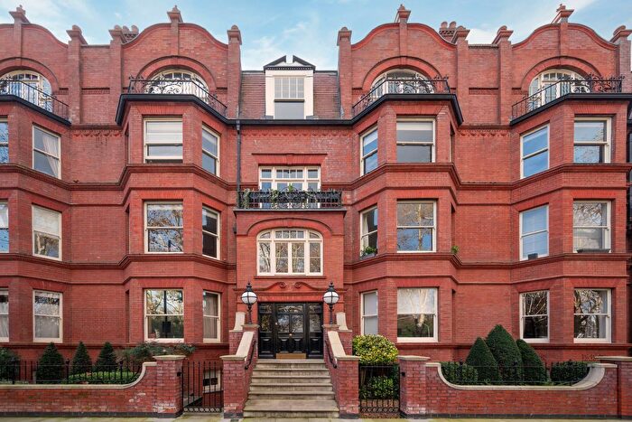 4 Bedroom Flat For Sale In Morshead Mansions, Morshead Road, Maida Vale, London, W9