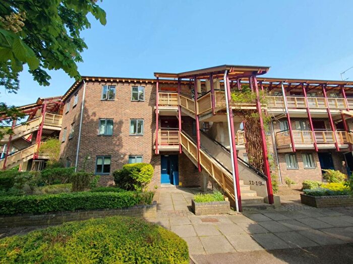 2 Bedroom Apartment To Rent In Queensway, Cambridge, CB2