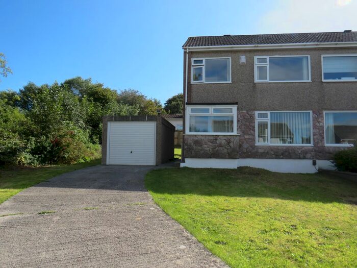 3 Bedroom Property To Rent In Feversham Close, Plympton, Plymouth, PL7