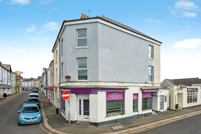 3 Bedroom Maisonette For Sale In Fore Street, Torpoint, PL11