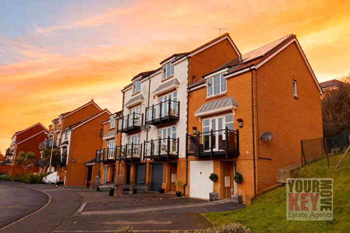 3 Bedroom End Of Terrace House For Sale In Alexandra Corniche, Folkestone, Kent, CT21