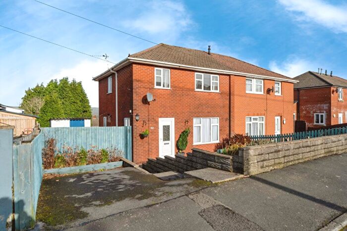 3 Bedroom Semi-Detached House For Sale In Pengors Road, Llangyfelach, Swansea, SA5