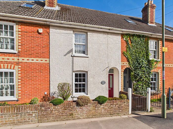 2 Bedroom Terraced House To Rent In Newtown Road, Warsash, SO31