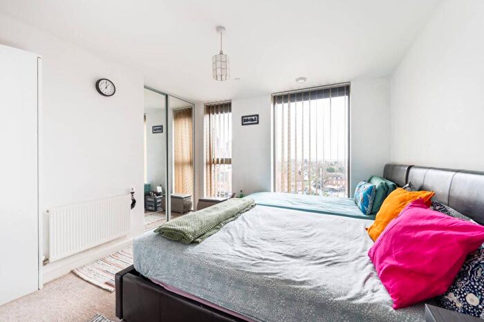 1 Bedroom Flat For Sale In Elizabeth House, Wembley Park, Wembley, HA9