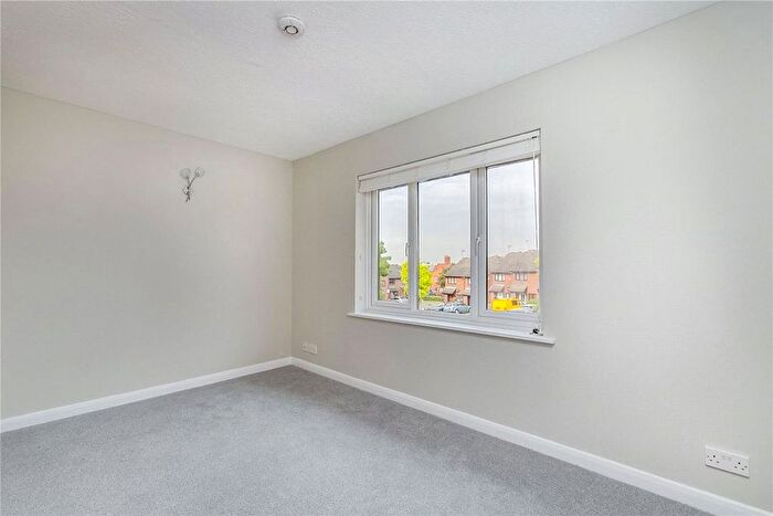 1 Bedroom Flat To Rent In Rectory Lane, London, SW17
