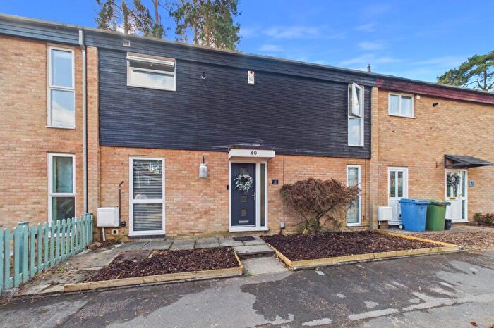 3 Bedroom Terraced House For Sale In Oakengates, Bracknell, Berkshire, RG12