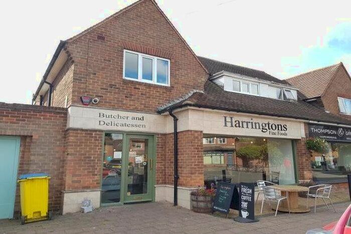 2 Bedroom Flat To Rent In Hilton Crescent, Nottingham, NG2