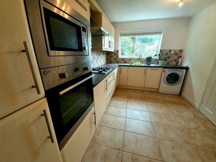 4 Bedroom Cottage To Rent In Ayston Road, Uppingham, LE15