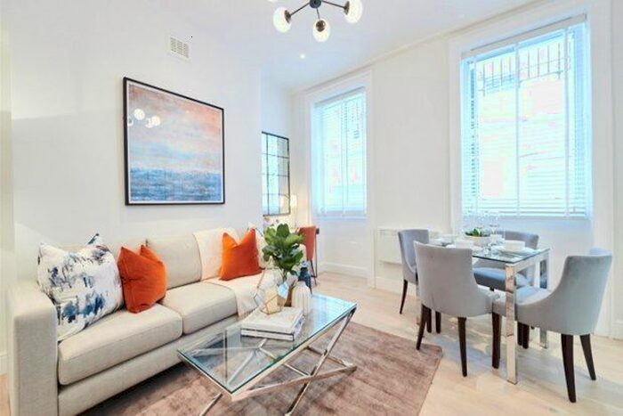 2 Bedroom Flat To Rent In Nottingham Place, London, W1U