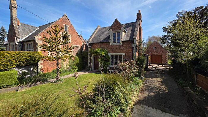 3 Bedroom Detached House For Sale In Church Lane, Timberland, LN4