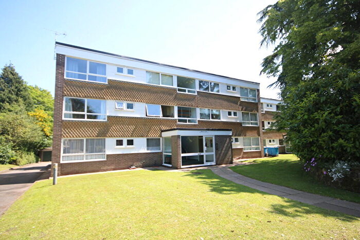 2 Bedroom Flat To Rent In St. Bernards Road, Solihull, B92