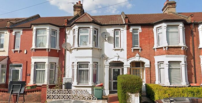 5 Bedroom Terraced House To Rent In Burges Road, London, E6