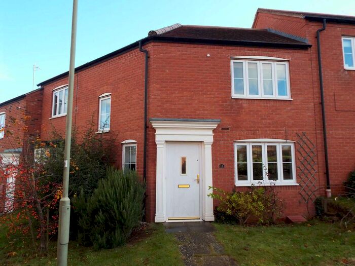 3 Bedroom Semi-Detached House To Rent In Lord Fielding Close, Banbury, OX16