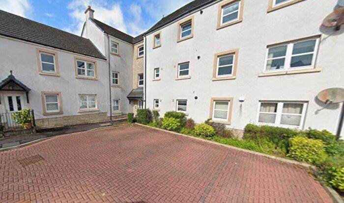 2 Bedroom Flat To Rent In Mallots View, Newton Mearns, Glasgow, G77