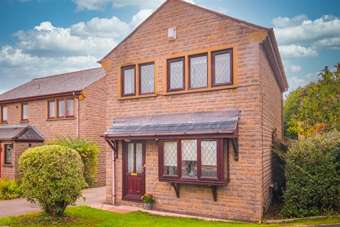 3 Bedroom Detached House For Sale In Grange Heights, Halifax, HX3