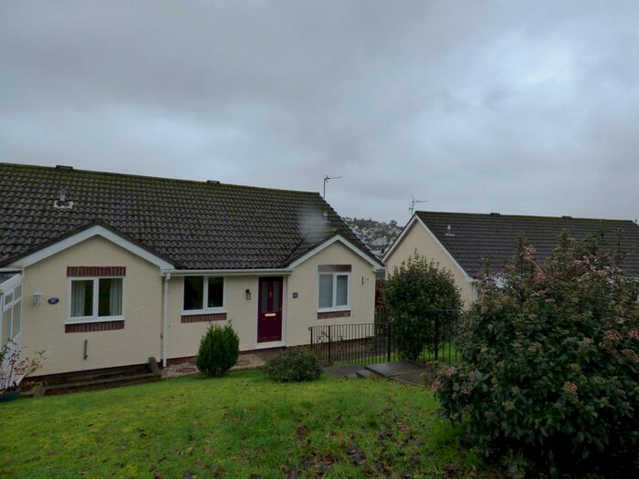 2 Bedroom Detached Bungalow To Rent In Emblett Drive, Newton Abbot, TQ12