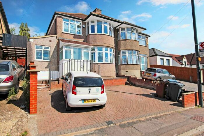 4 Bedroom Semi-Detached House To Rent In Harrow, HA3