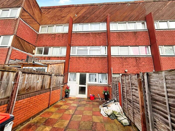 3 Bedroom Terraced House For Sale In Moorfoot, Fullers Slade, Milton Keynes, MK11