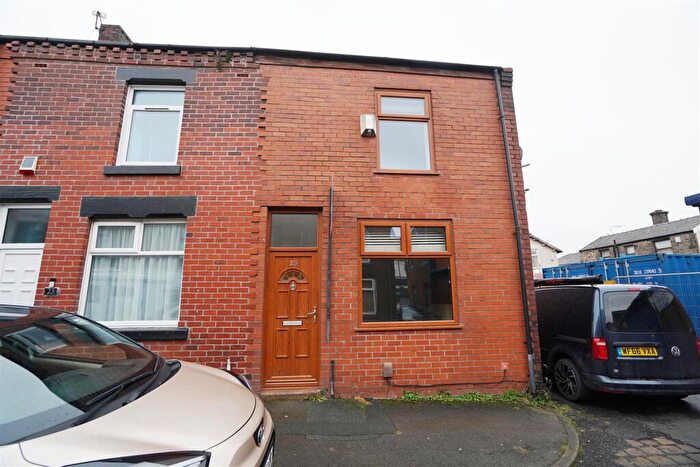 2 Bedroom End Of Terrace House To Rent In Dixon Street, Horwich, BL6