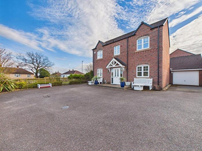 4 Bedroom Detached House For Sale In Richardson Way, Derby, DE22