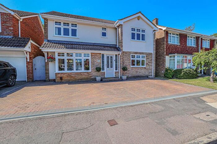 4 Bedroom Detached House For Sale In Crossfell Road, Hemel Hempstead, HP3
