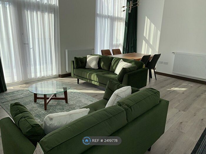 2 Bedroom Flat To Rent In London Road, Barking, IG11