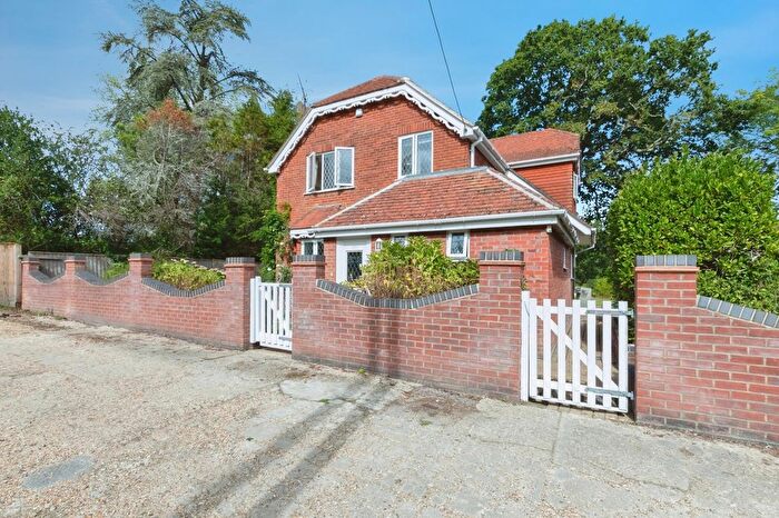 4 Bedroom Detached House For Sale In Football Green, Minstead, Lyndhurst, Hampshire, SO43