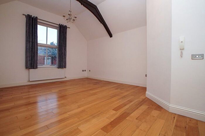 2 Bedroom Flat For Sale In Cavendish Court, Warwick Road, Carlisle, CA1