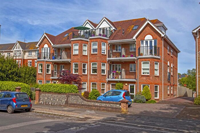 2 Bedroom Flat To Rent In St. Botolphs Road, Worthing, BN11