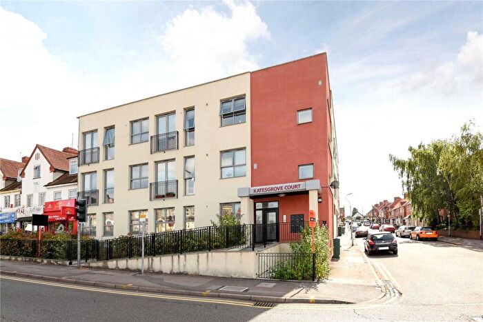 2 Bedroom Apartment To Rent In Katesgrove Court, Basingstoke Road, Reading, Berkshire, RG2