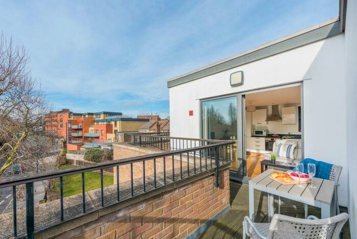 1 Bedroom Flat To Rent In Harrow Road, Kensal Green, London, NW10