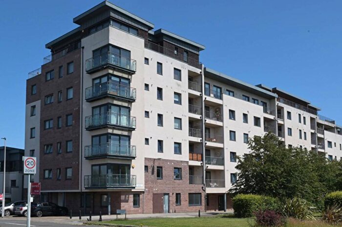 2 Bedroom Flat For Sale In Kingsburgh Crescent, Granton, Edinburgh, EH5