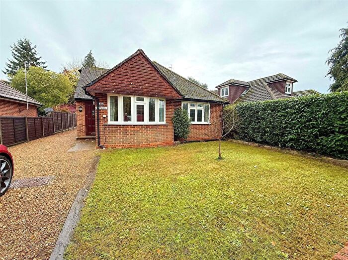 3 Bedroom Bungalow To Rent In Potters Lane, Send, Woking, Surrey, GU23