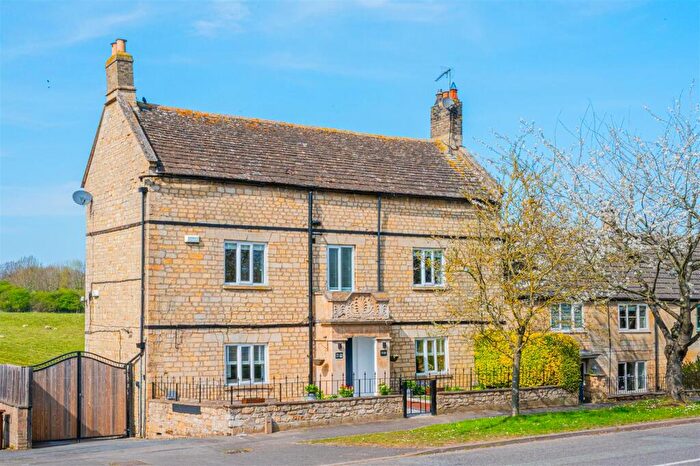 4 Bedroom Detached House For Sale In The Rosary, Stamford Road, Weldon, NN17