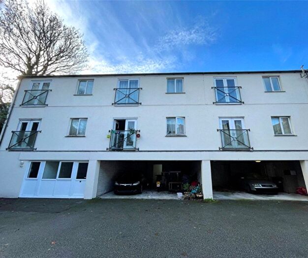 1 Bedroom Flat For Sale In Wendron Street, Helston, Cornwall, TR13
