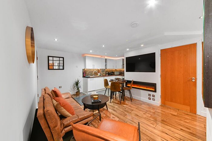 1 Bedroom Flat To Rent In Onyx Mews, London, E15