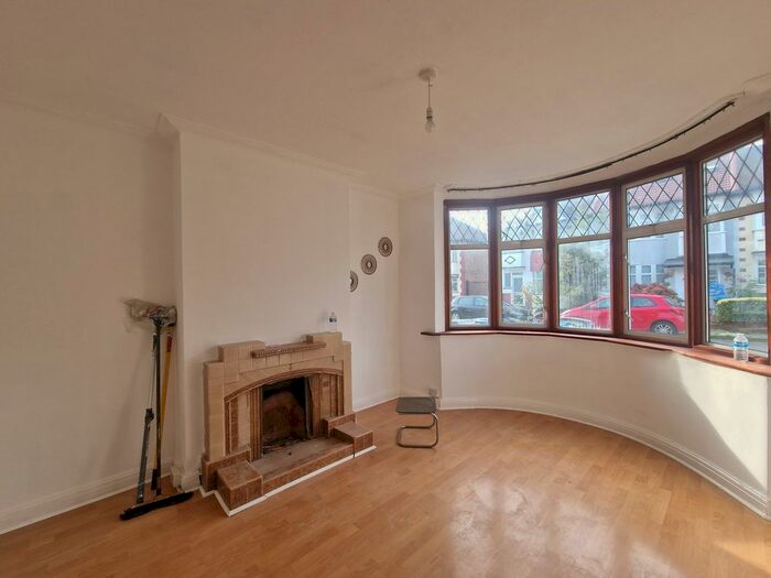 3 Bedroom Semi-Detached House To Rent In Elms Court, Wembley, HA0