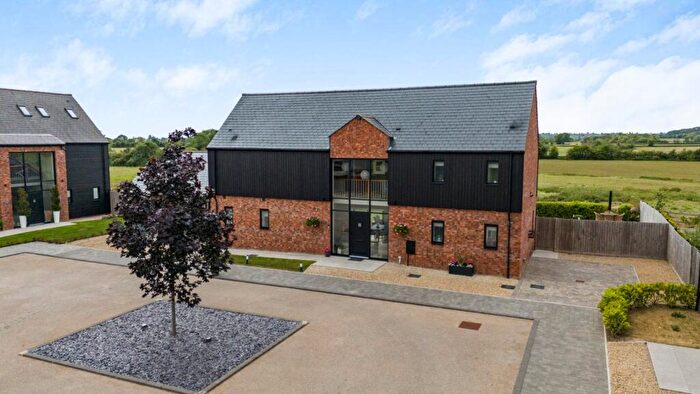 4 Bedroom Detached House For Sale In Walnut Gardens, Norton, Gloucester, Gloucestershire, GL2