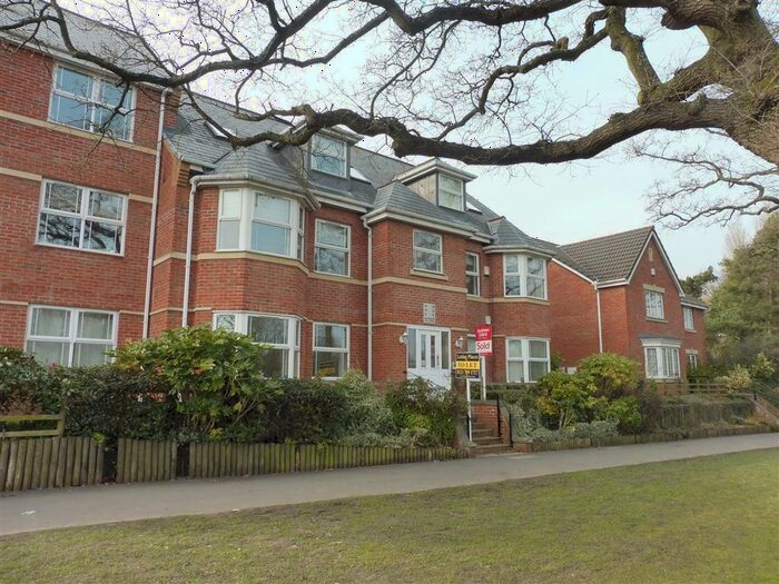 2 Bedroom Apartment To Rent In Monkspath Hall Road, Solihull, B91