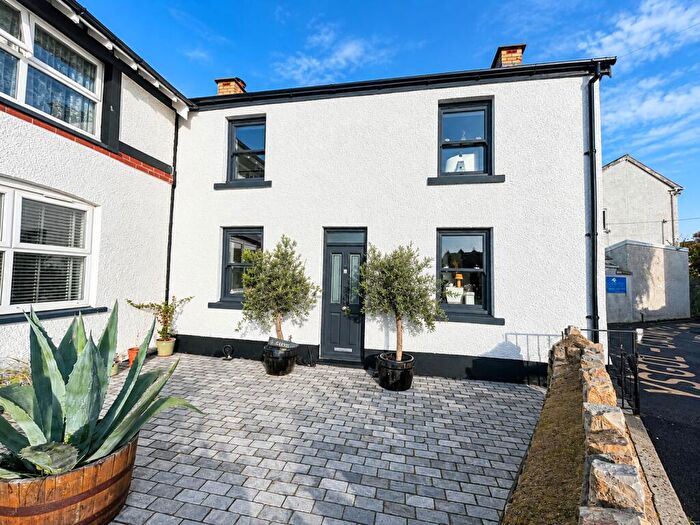 2 Bedroom Detached House To Rent In Clevis Lane, Porthcawl, CF36