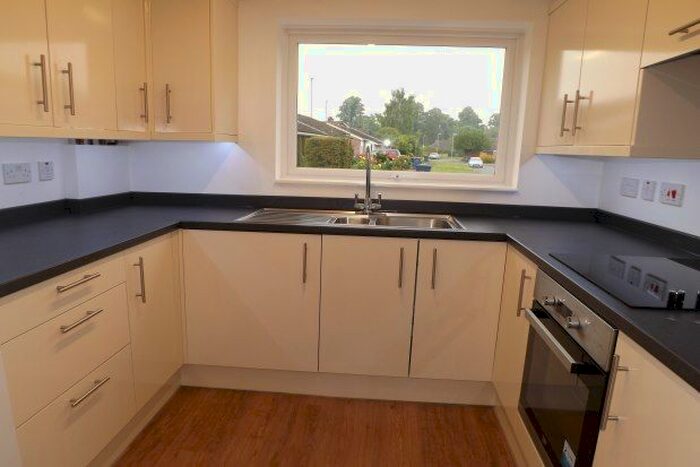 2 Bedroom Flat To Rent In De Freville Road, Cambridge, CB22